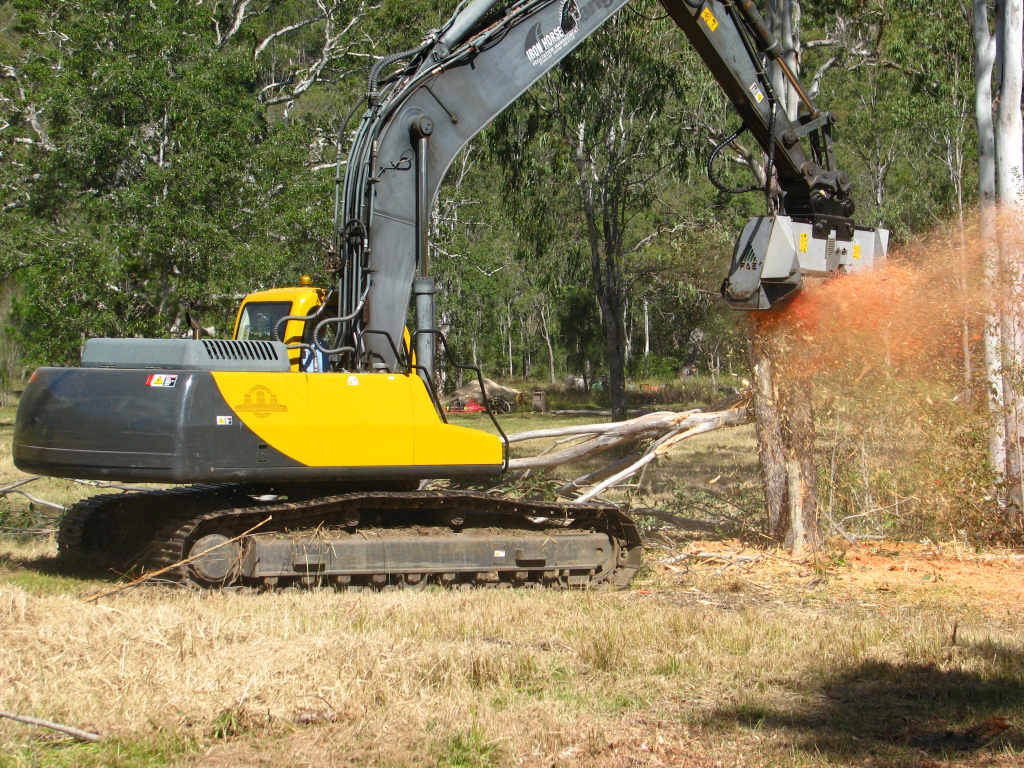 FAE UMM EX VT EXCAVATOR MULCHER